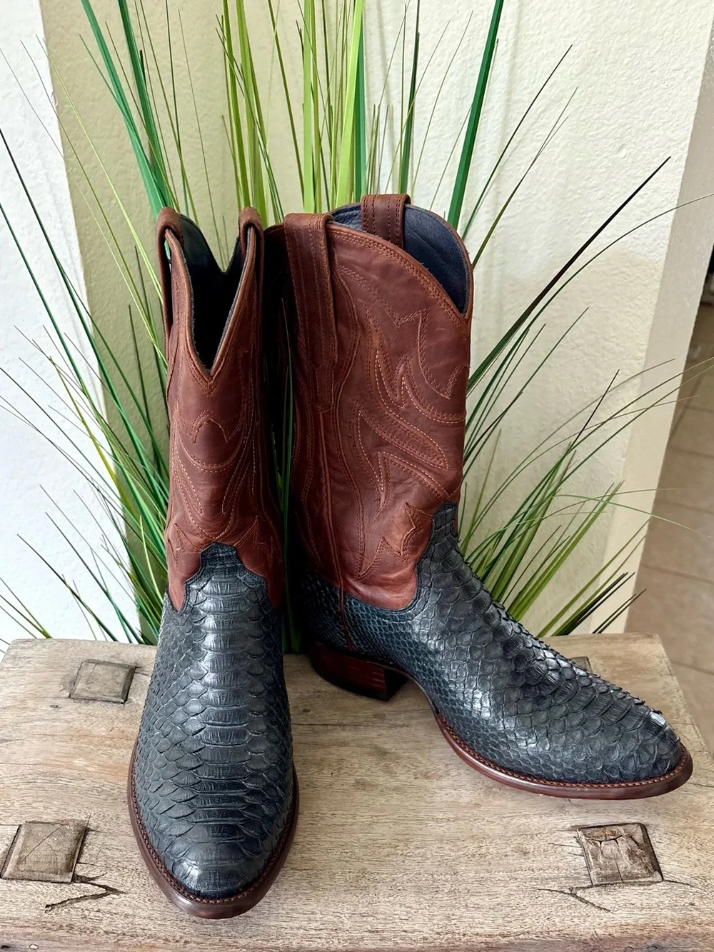 Tecovas The Brady Python Cowboy Boots - Picture 3 of 10